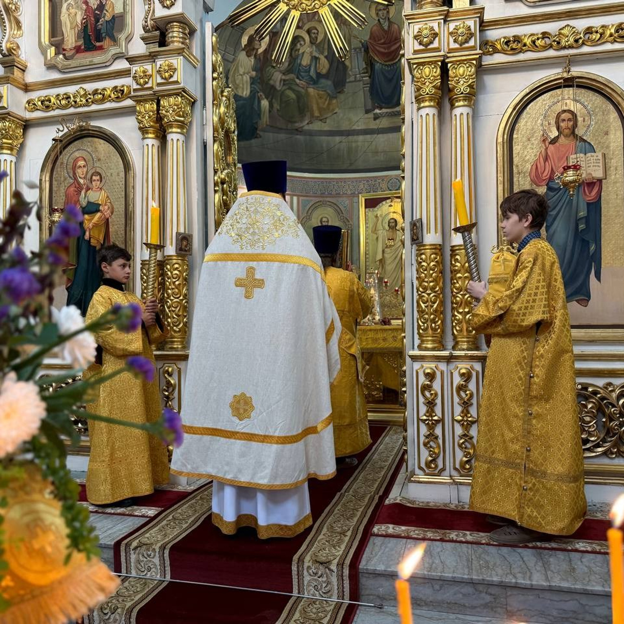 Престольный праздник во Всехсвятском храме. Саратовское Юго-Западное благочиние
