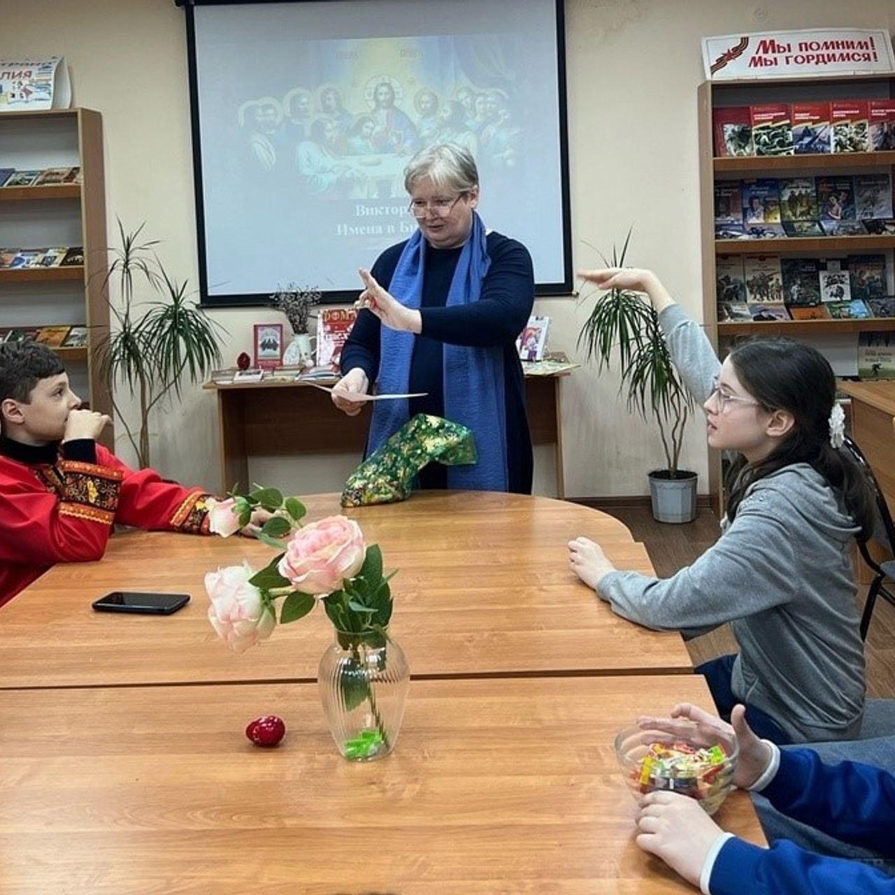 Пасхальный праздник в детской библиотеке. Саратовское Юго-Западное благочиние