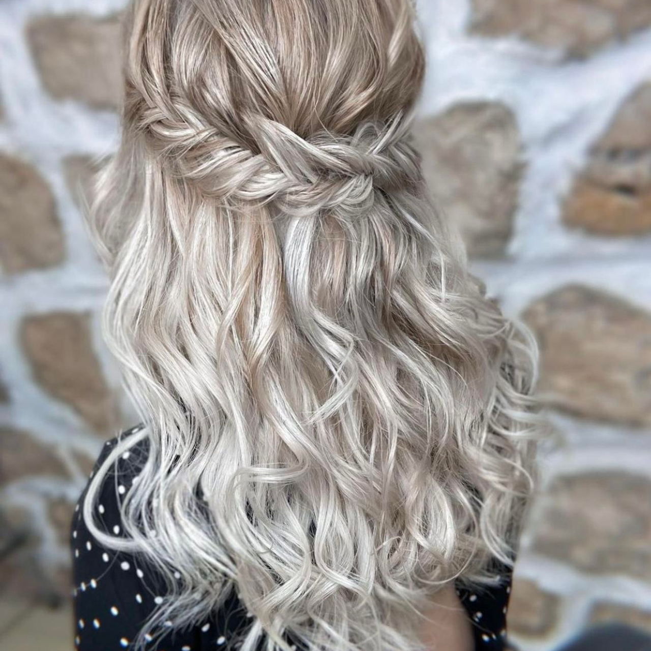 Портфолио Екатерина Бессоновой —ведущий стилист. Салон свадебных стилистов