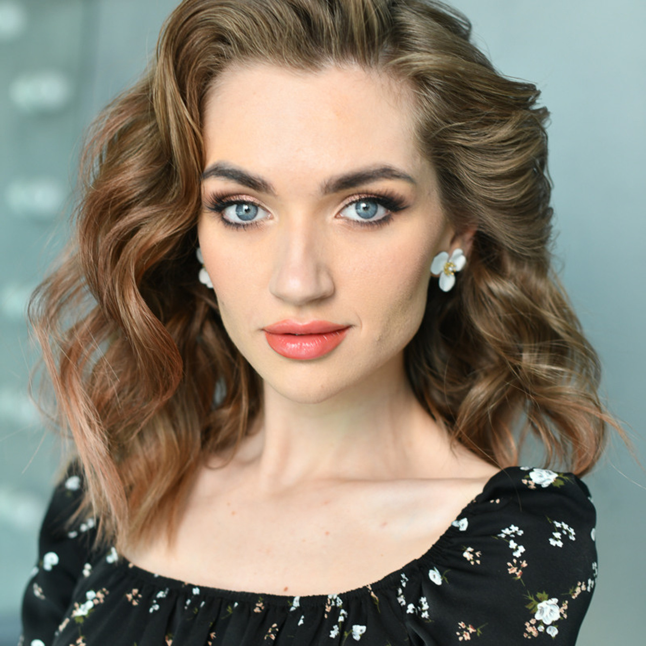 Портфолио Елены Геор. Салон свадебных стилистов