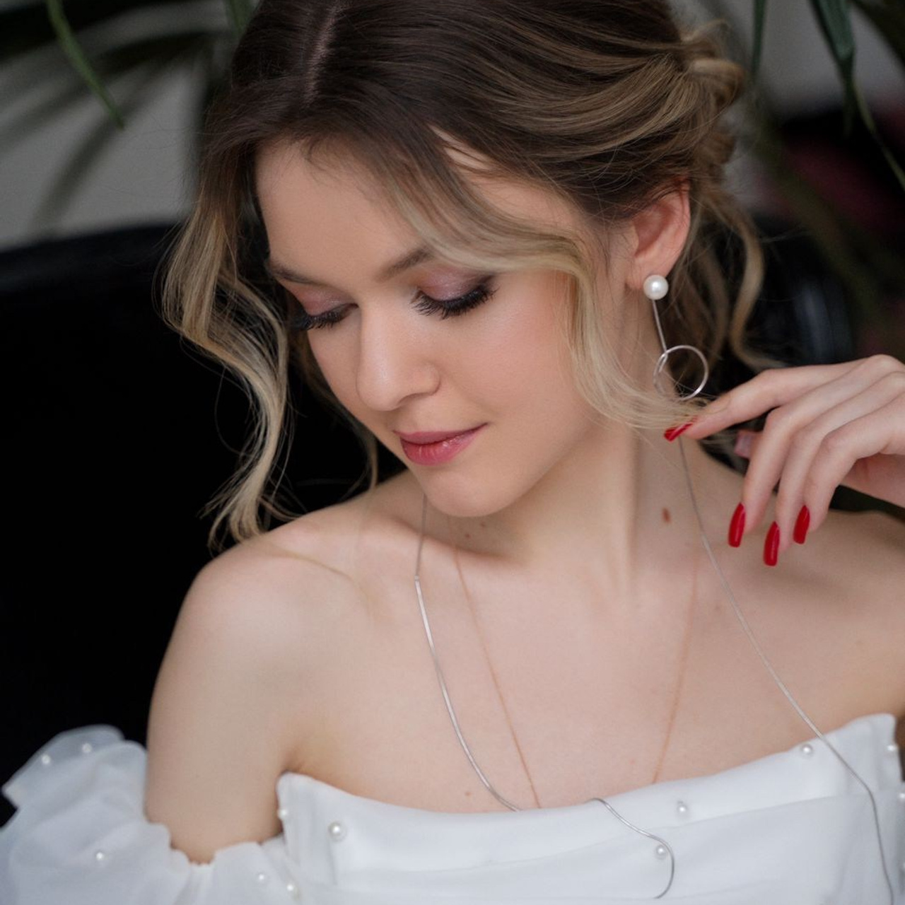 Портфолио Екатерина Бессоновой —ведущий стилист. Салон свадебных стилистов