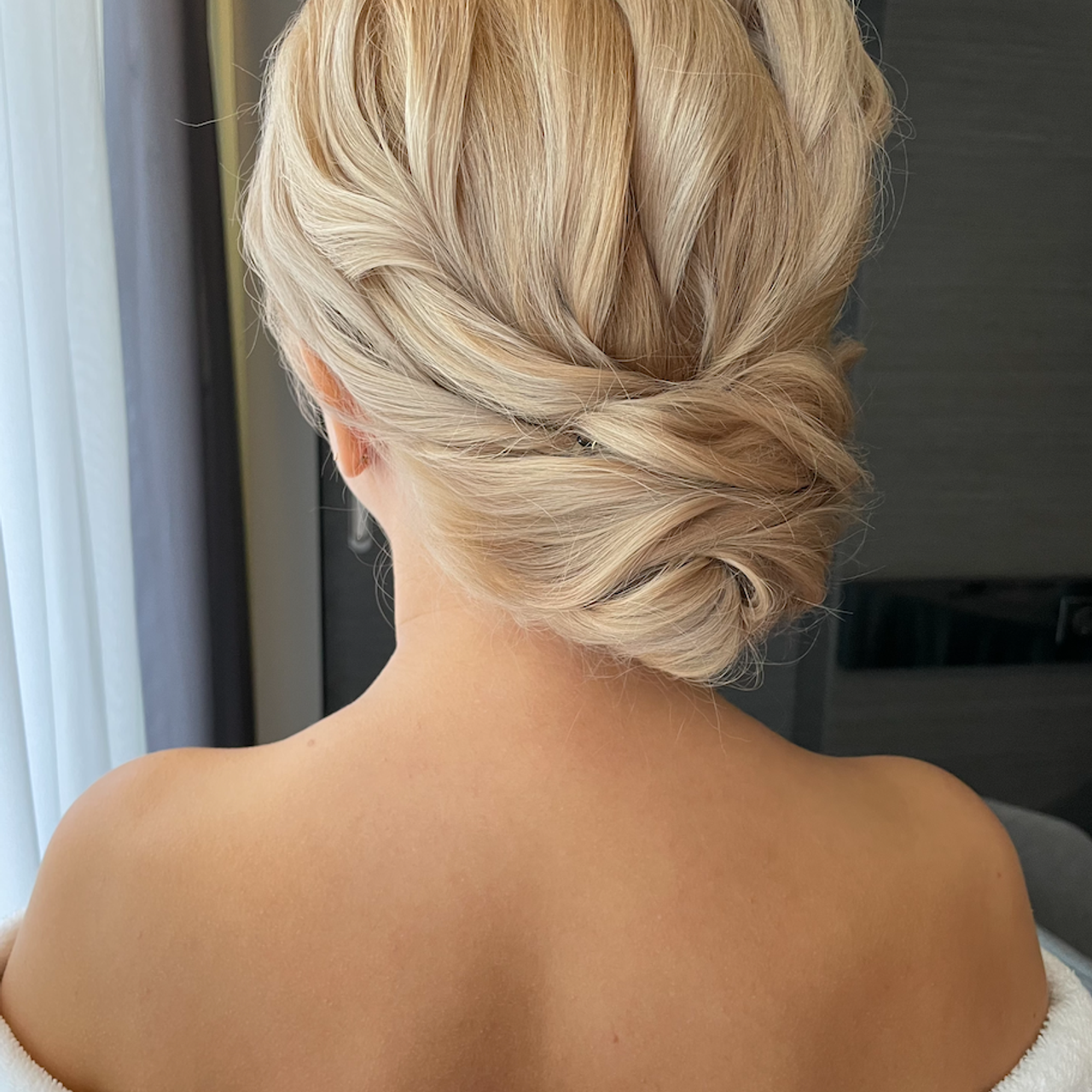 Портфолио Екатерина Бессоновой —ведущий стилист. Салон свадебных стилистов