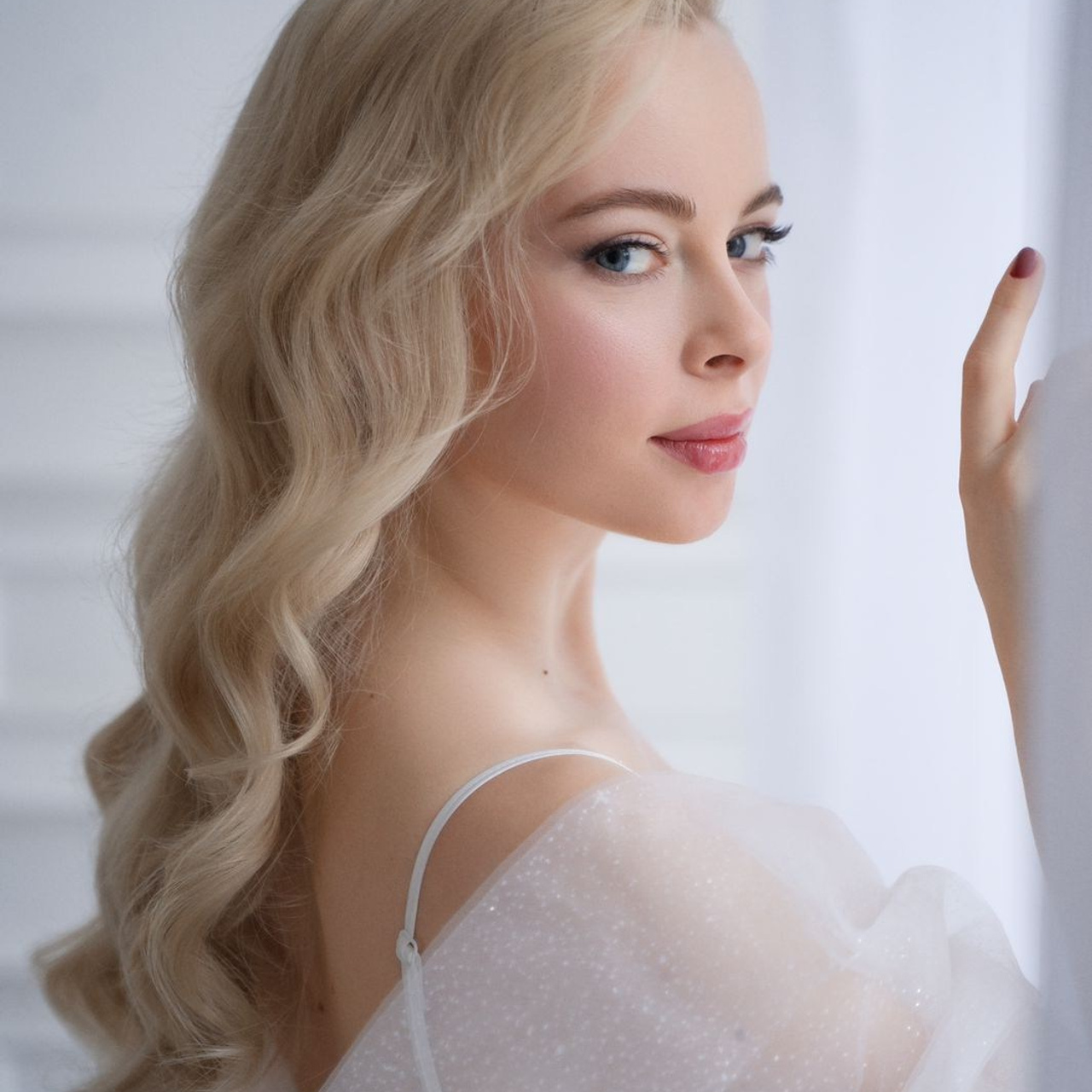 Портфолио Екатерина Бессоновой —ведущий стилист. Салон свадебных стилистов