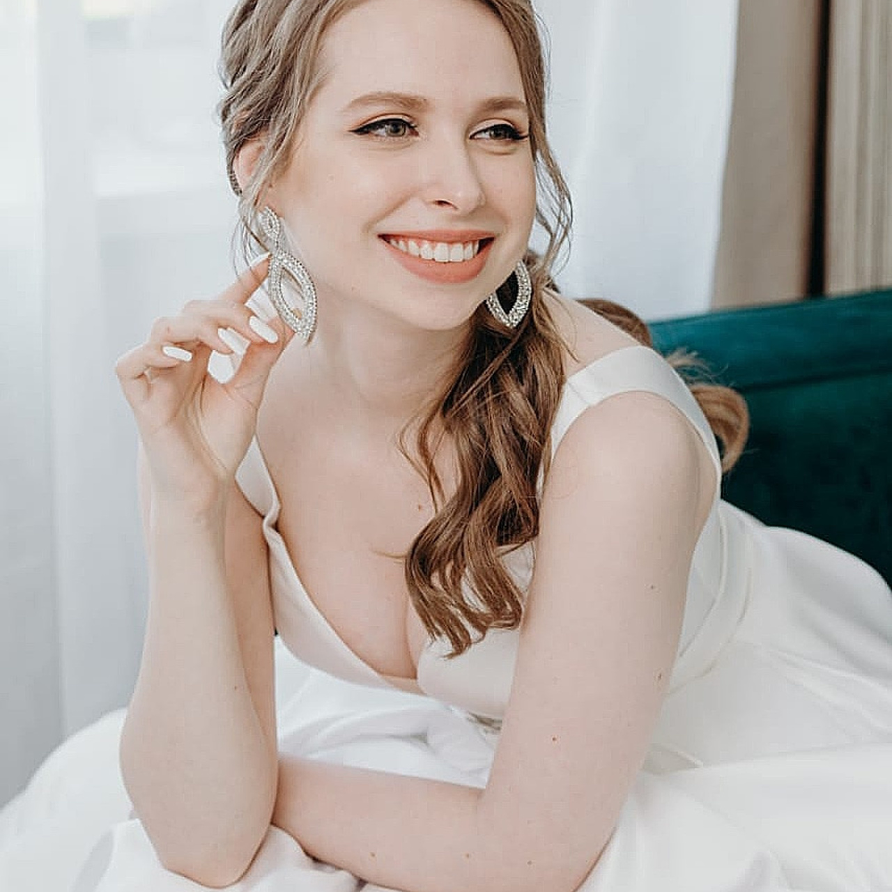 Портфолио Ольга Сказка топ. Салон свадебных стилистов