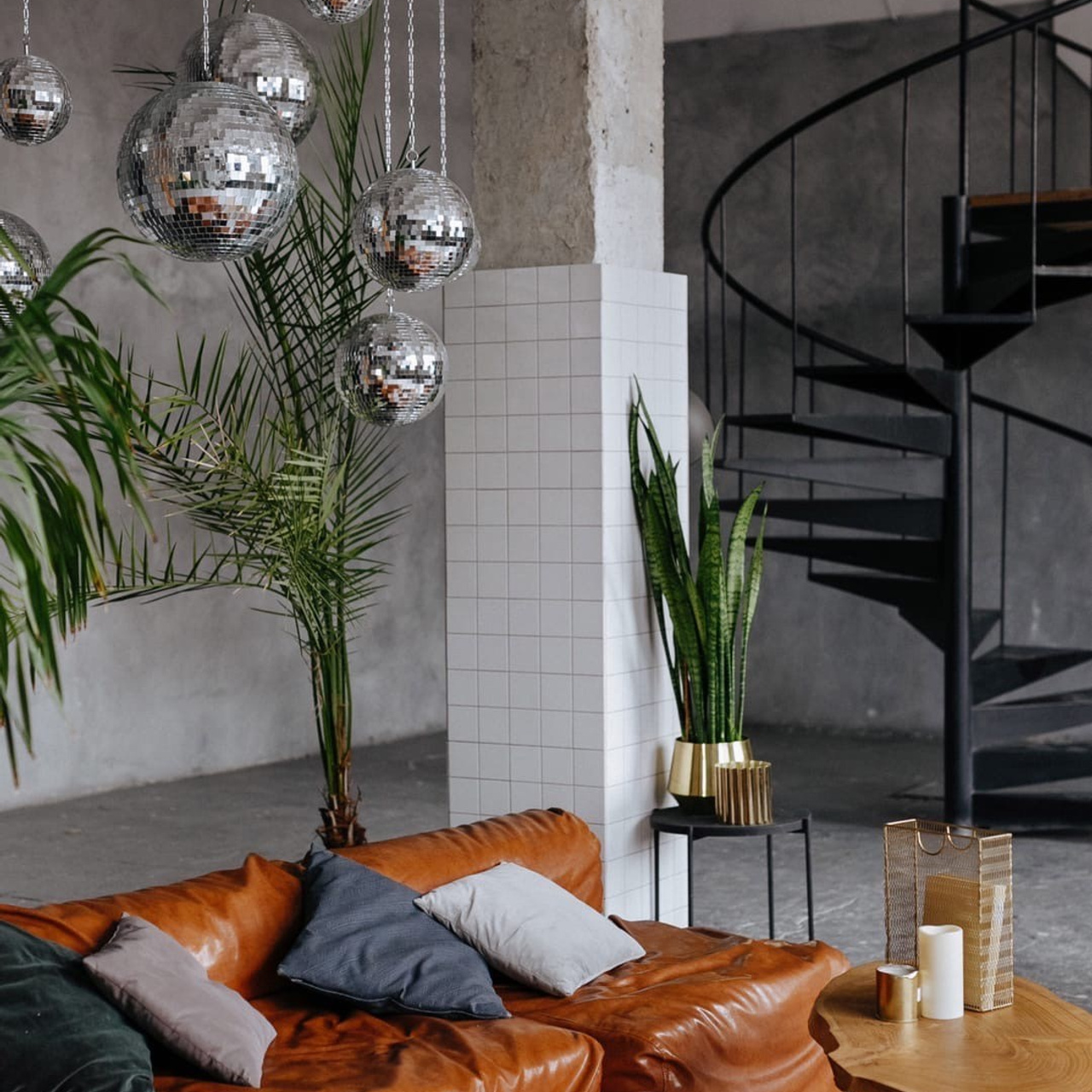 Фотостудии Самары. Фотограф в Самаре Туваев от художественных портретов до маркетплейсов