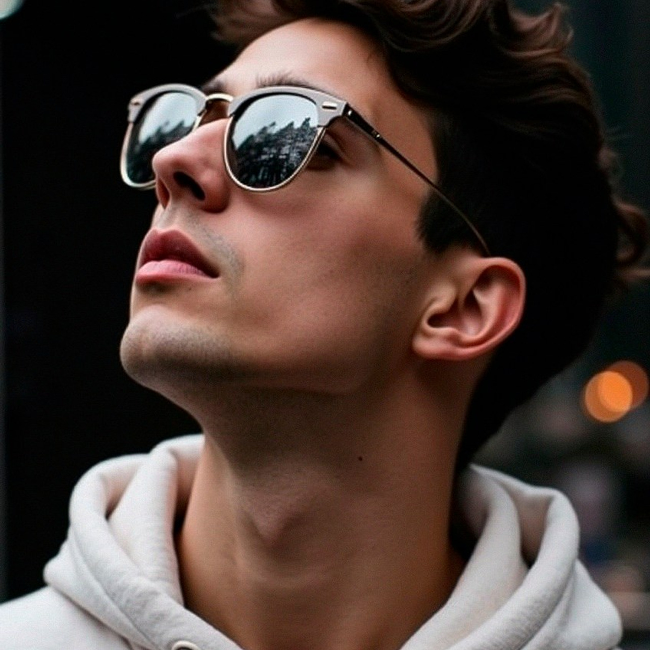 Фотосессии с помощью нейросетей от профессиональных фотографов и стилистов | Проект «AI-Photographer»