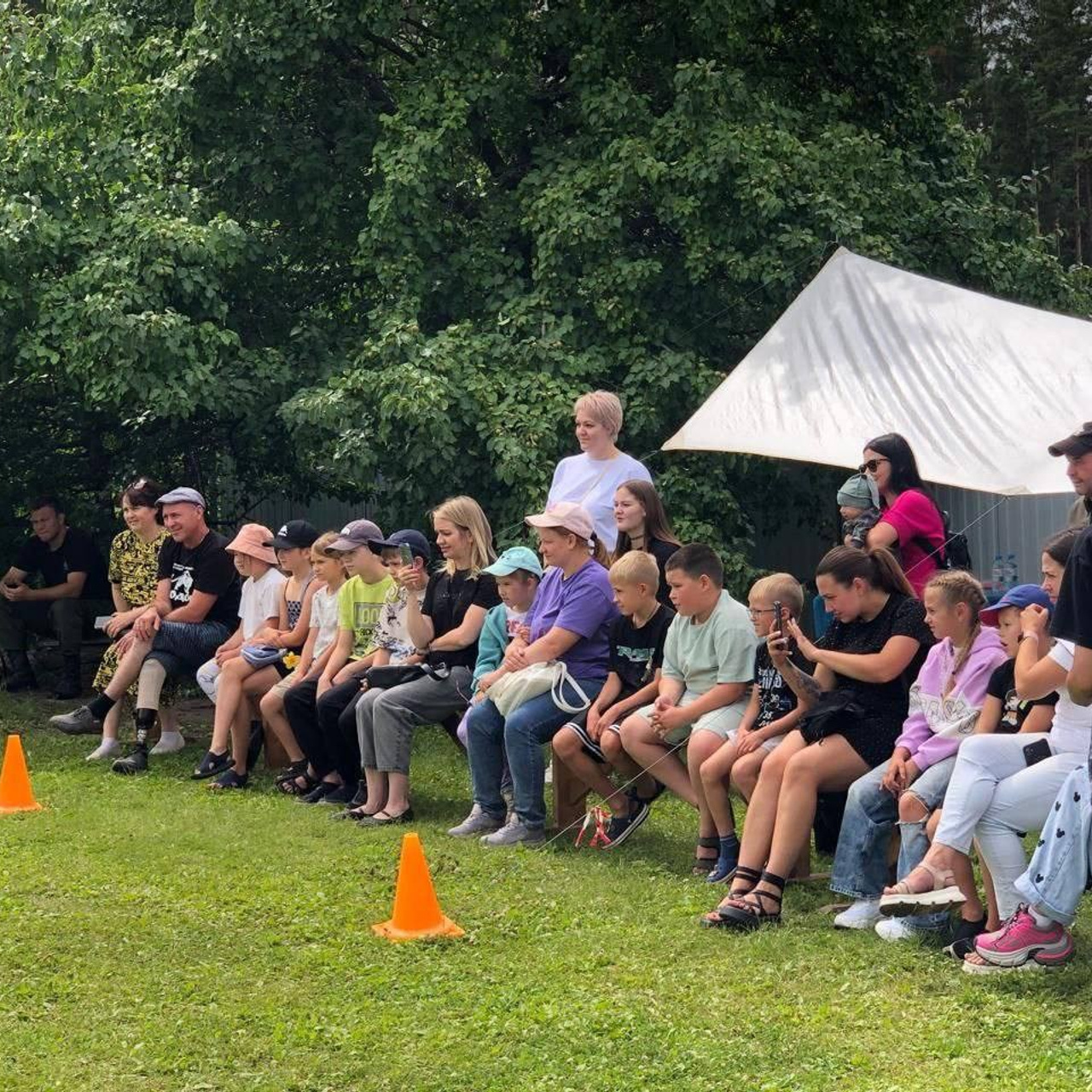 Всем нужны друзья!. «Жены Героев. Алтайский Край»