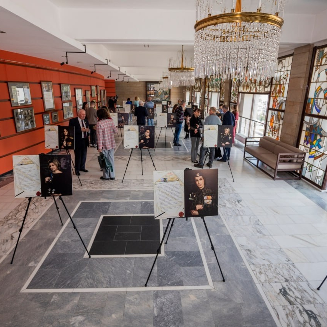 Фотовыставка. «Жены Героев. Алтайский Край»