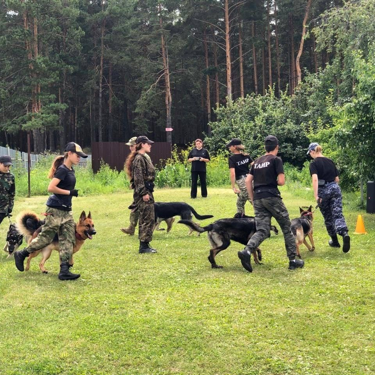 Всем нужны друзья!. «Жены Героев. Алтайский Край»