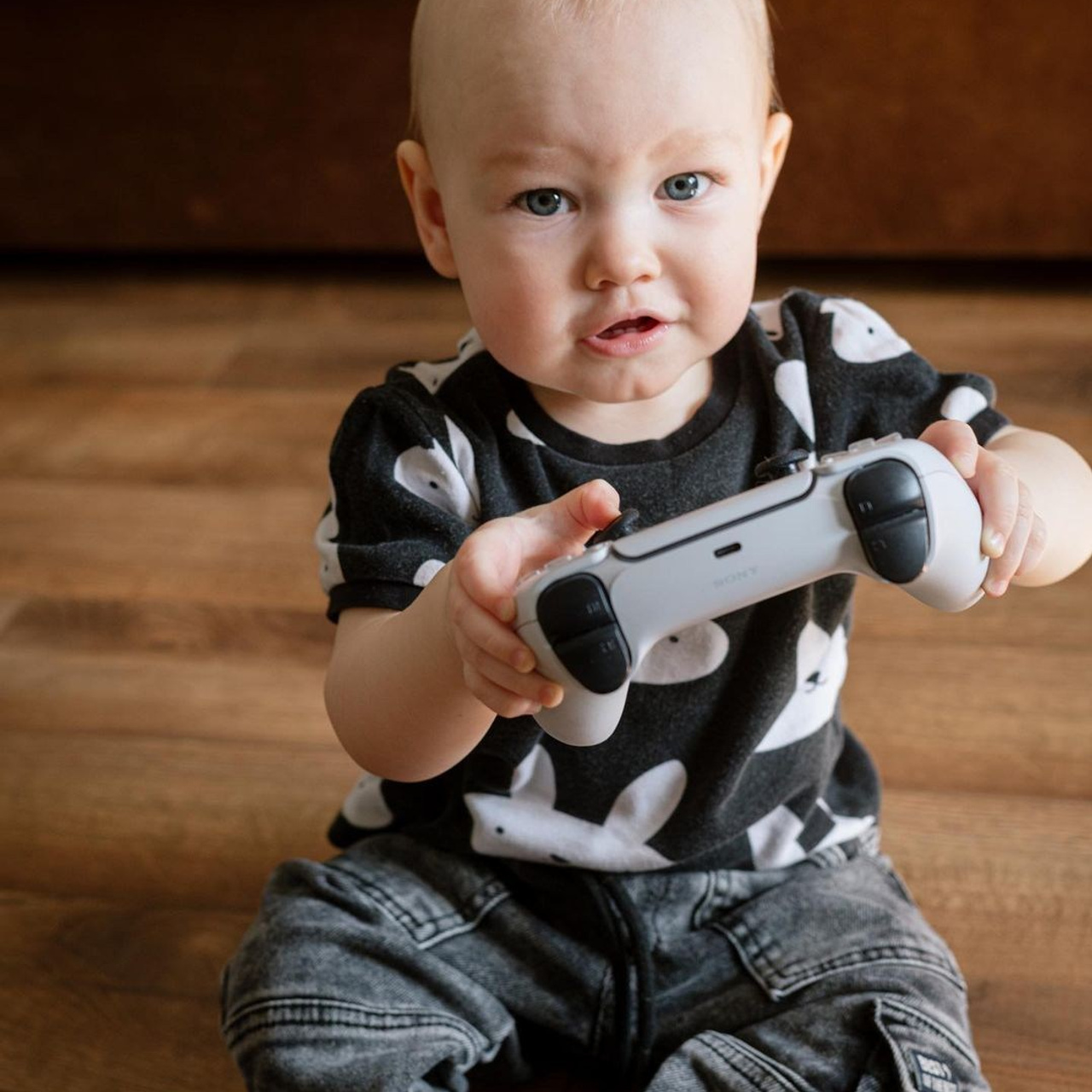 Мирону 1 годик