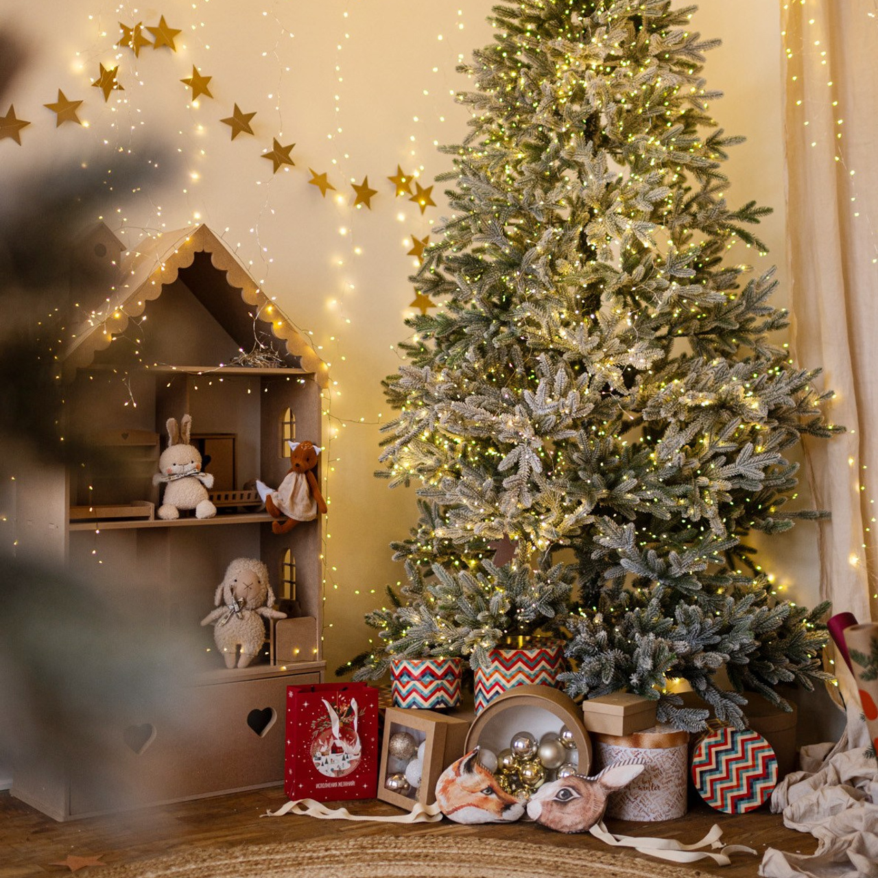 Актуальный интерьер фотостудий Брянска на Ноябрь, Декабрь 2024 и начала Января 2025