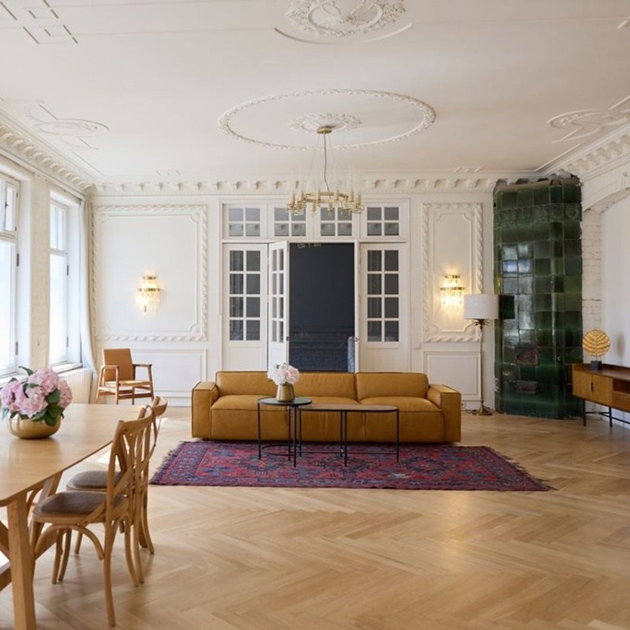 Залы, список студии СПБ. Профессиональный фотограф беременности в СПБ. Стильные фотосессии беременности в стиле минимализм и классическая фотография