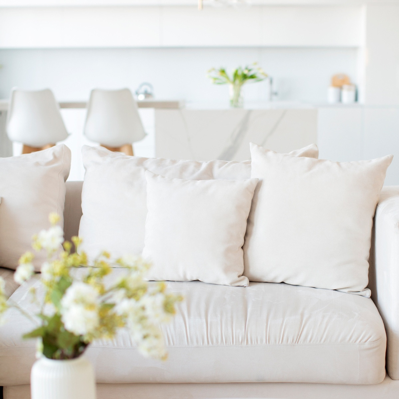 MIMIKA. Профессиональный фотограф беременности в СПБ. Стильные фотосессии беременности в стиле минимализм и классическая фотография