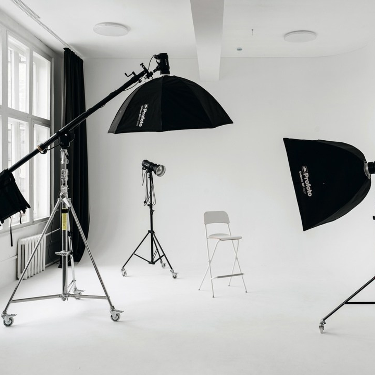 Залы, список студии СПБ. Профессиональный фотограф беременности в СПБ. Стильные фотосессии беременности в стиле минимализм и классическая фотография