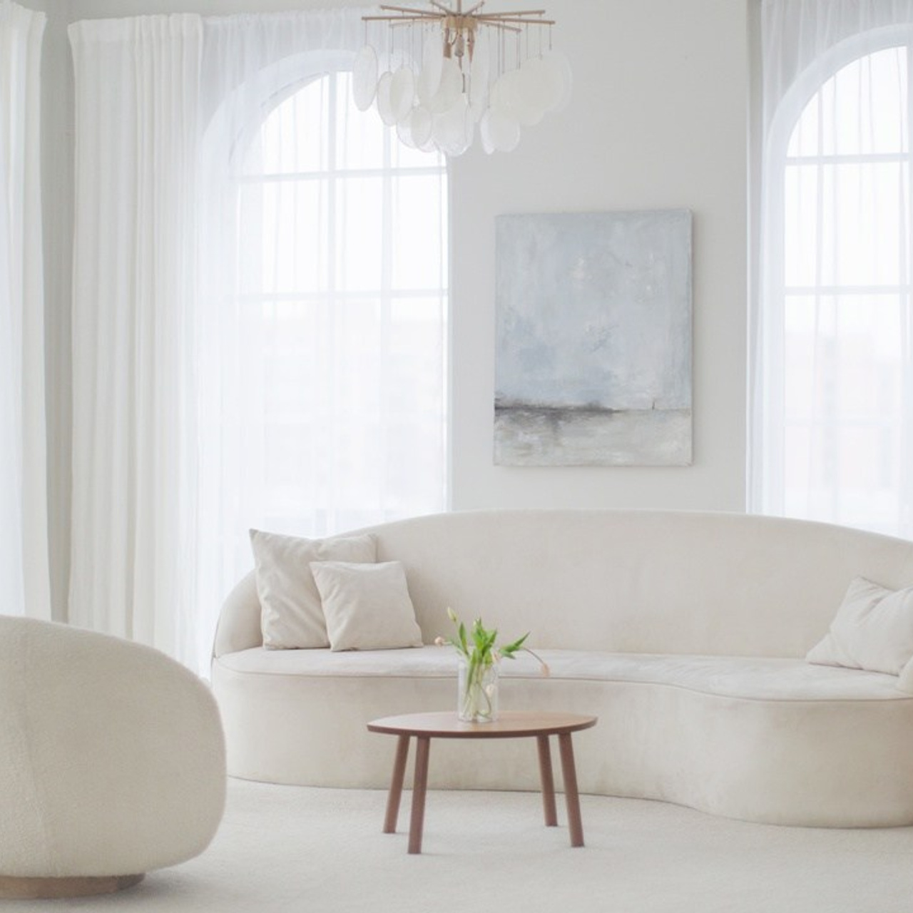 Залы, список студии СПБ. Профессиональный фотограф беременности в СПБ. Стильные фотосессии беременности в стиле минимализм и классическая фотография