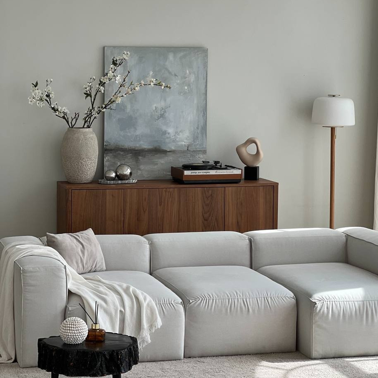 MIMIKA. Профессиональный фотограф беременности в СПБ. Стильные фотосессии беременности в стиле минимализм и классическая фотография