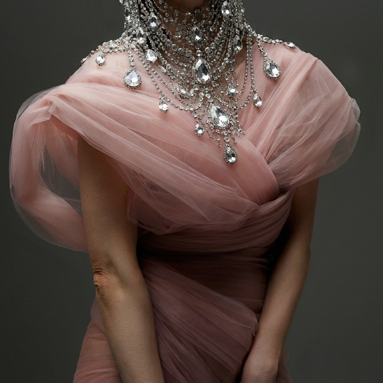 SERGEY OSIPOV. HAIR ARTIST · COLORIST STYLIST · DESIGNER