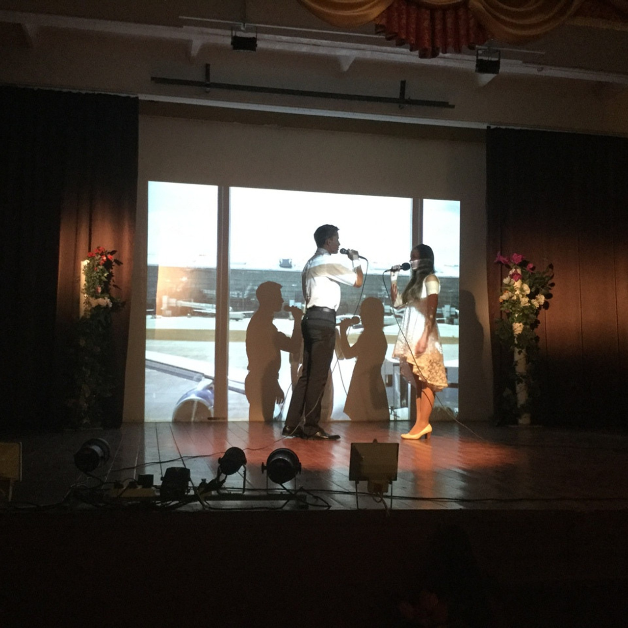 Двенадцать историй о любви