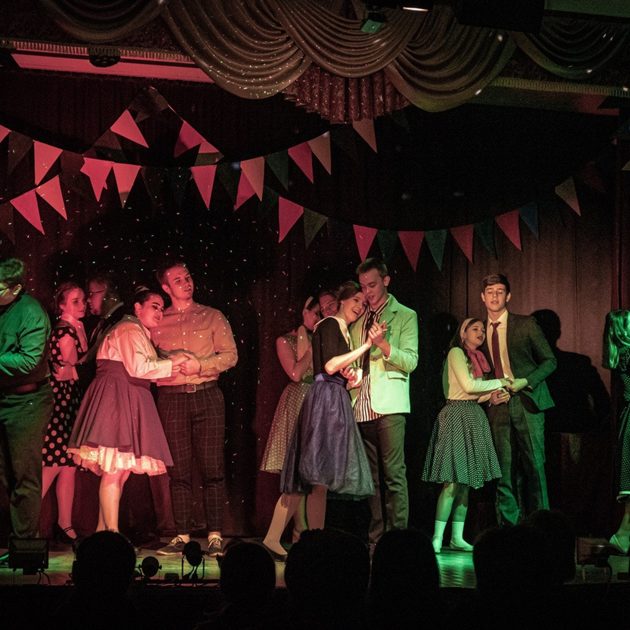 Из любви к искусству