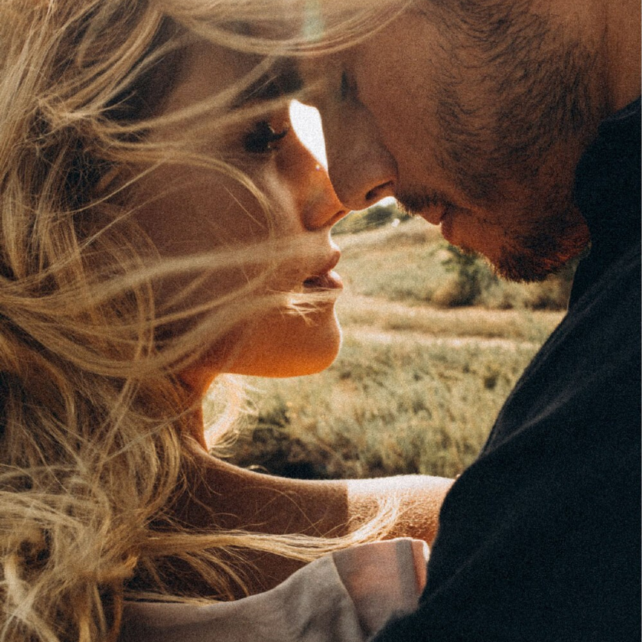 Repost.studio выездная подкаст студия