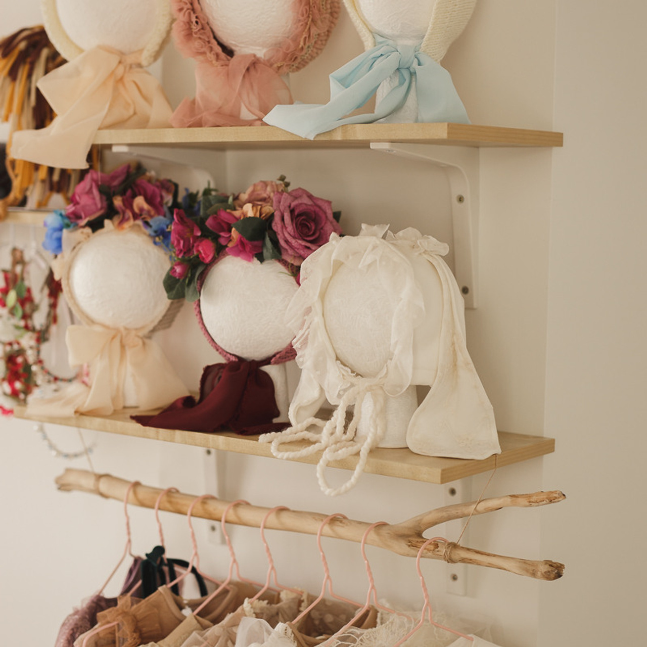 Фотосессия новорождённых в Магнитогорске. Съемка в студии. Фотограф новорожденных в Магнитогорске Ксюша Борисова