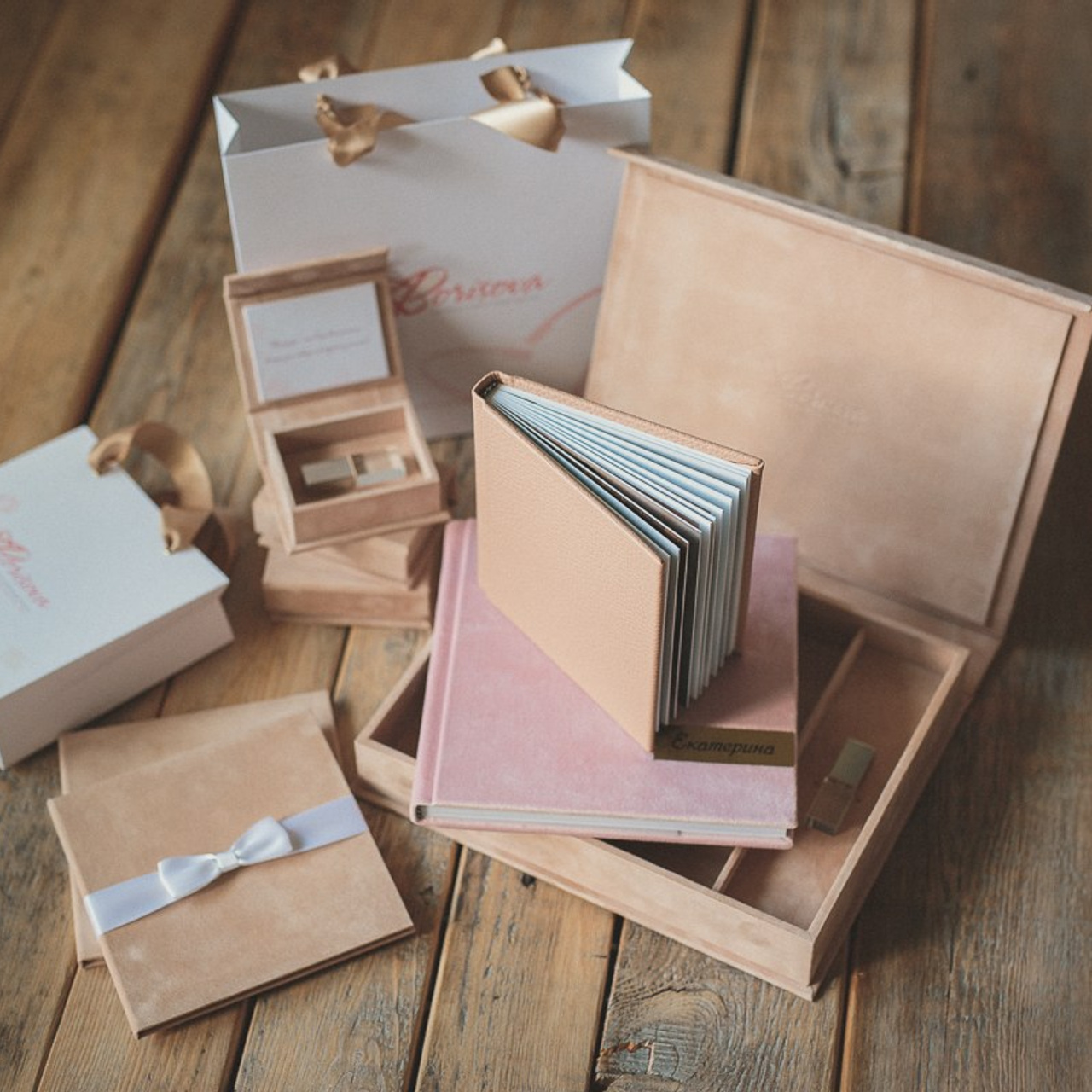 Двойня новорожденные. Фотограф новорожденных в Магнитогорске Ксюша Борисова