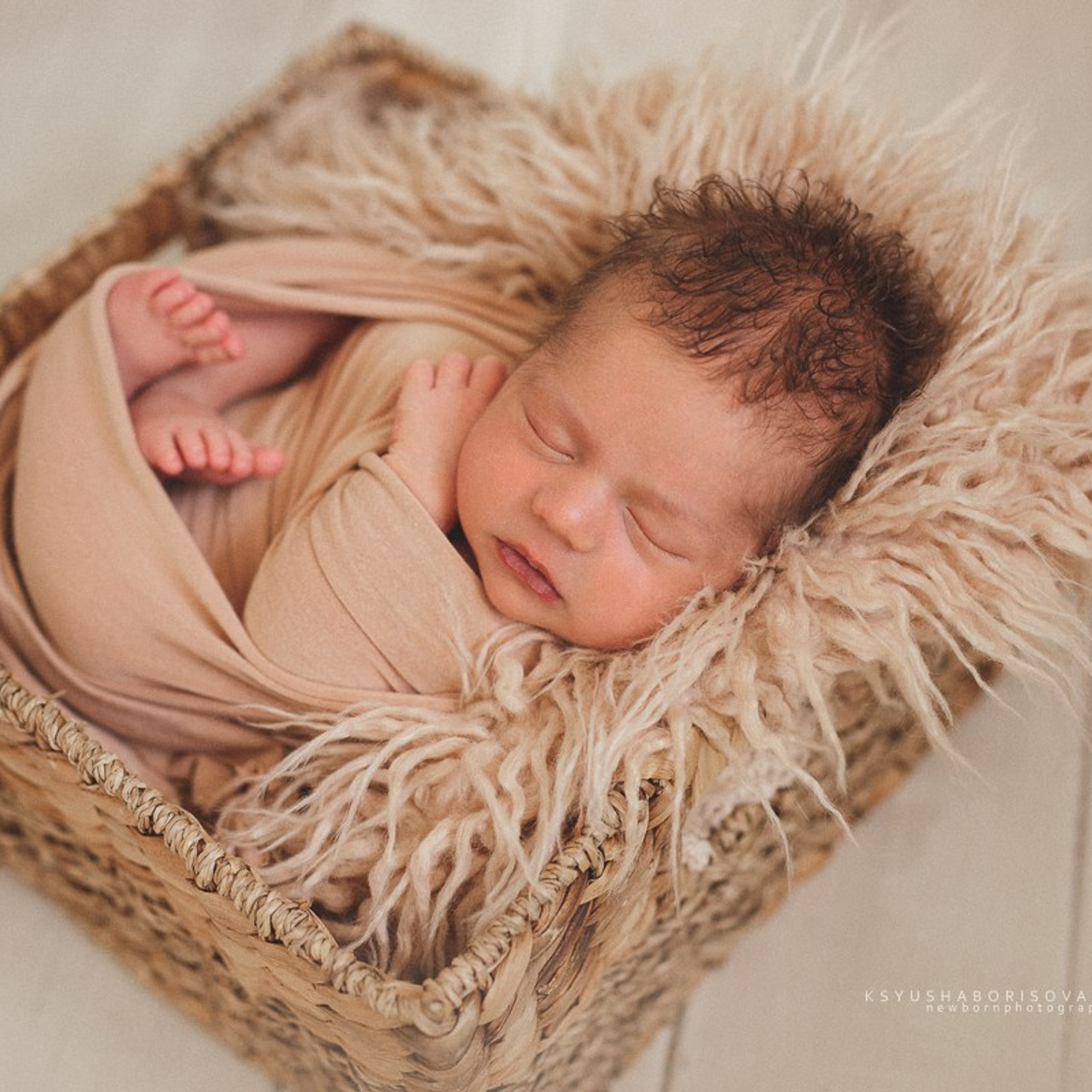 Фотосессия новорожденных обучение. Фотограф новорожденных в Магнитогорске Ксюша Борисова