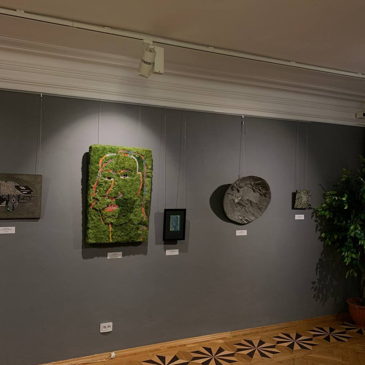 КАМЕНЬ/НОЖНИЦЫ/БУМАГА г. Муром. Ассоциация художников монументалистов г. Москва