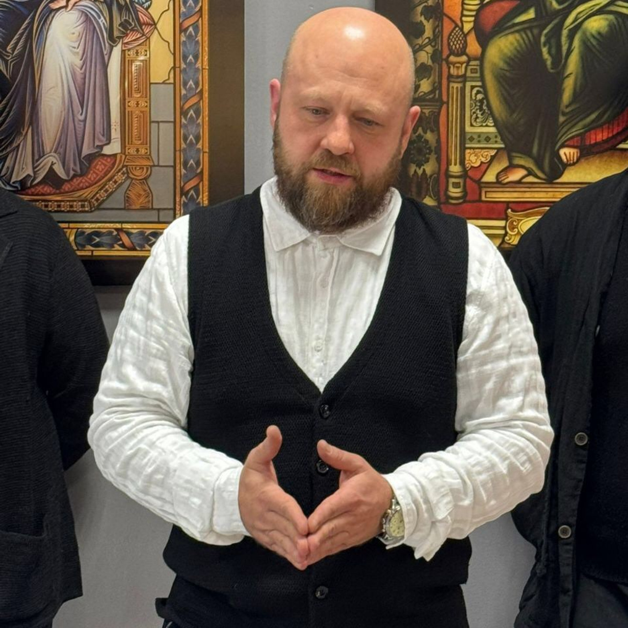 художник Владимир Михайлов