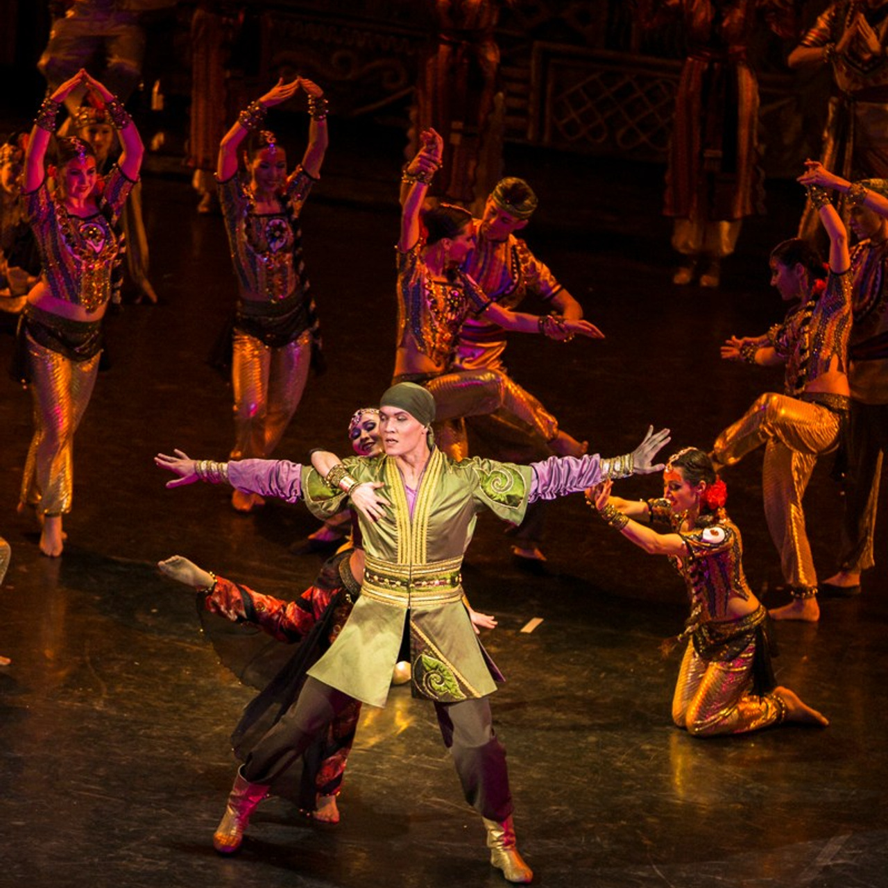 Государственный ансамбль песни и танца р. Татарстан. Креативный продюсер, фотограф, режиссёр Але Мааранен (Ale Määranen)