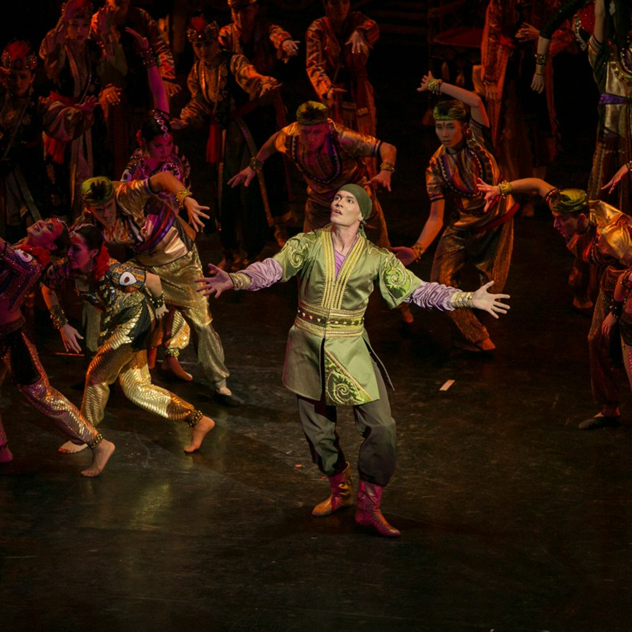 Государственный ансамбль песни и танца р. Татарстан. Креативный продюсер, фотограф, режиссёр Але Мааранен (Ale Määranen)