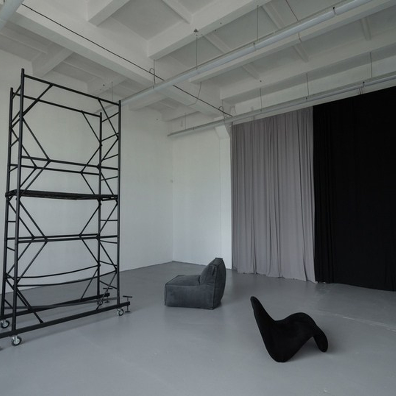 Фотостудии для мужских фотосессий. Предметный фотограф в Новосибирске Светлана Логинова