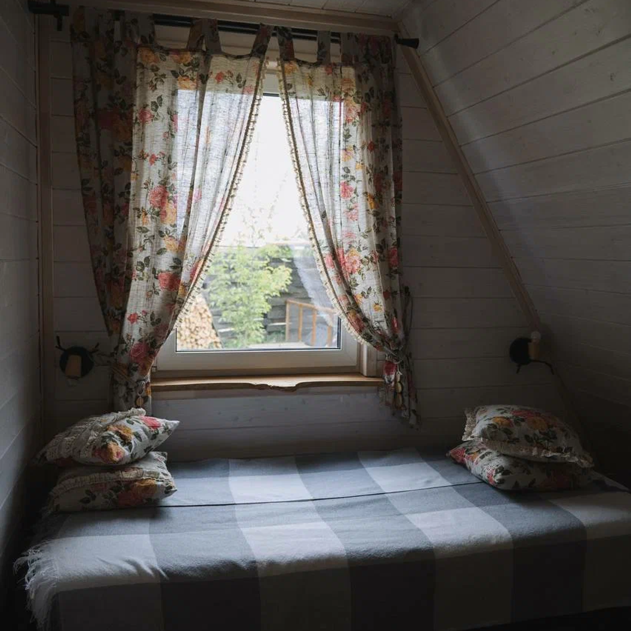 Эко-отель «Желуди» - смотреть в каталоге