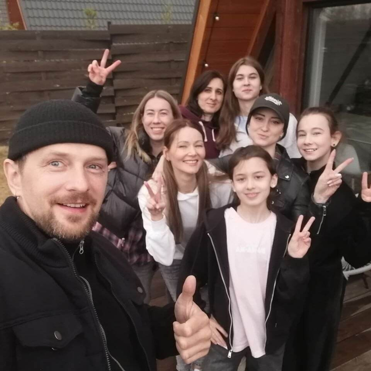 Треугольный коттедж на 6 человек с чаном и баней — Афрейм в подмосковье в аренду