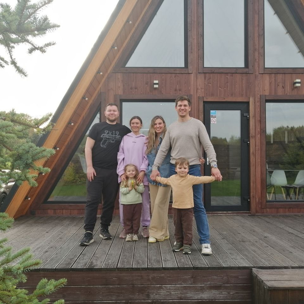 Треугольный коттедж на сутки с чаном, баней мангалом — заказать на 6 человек