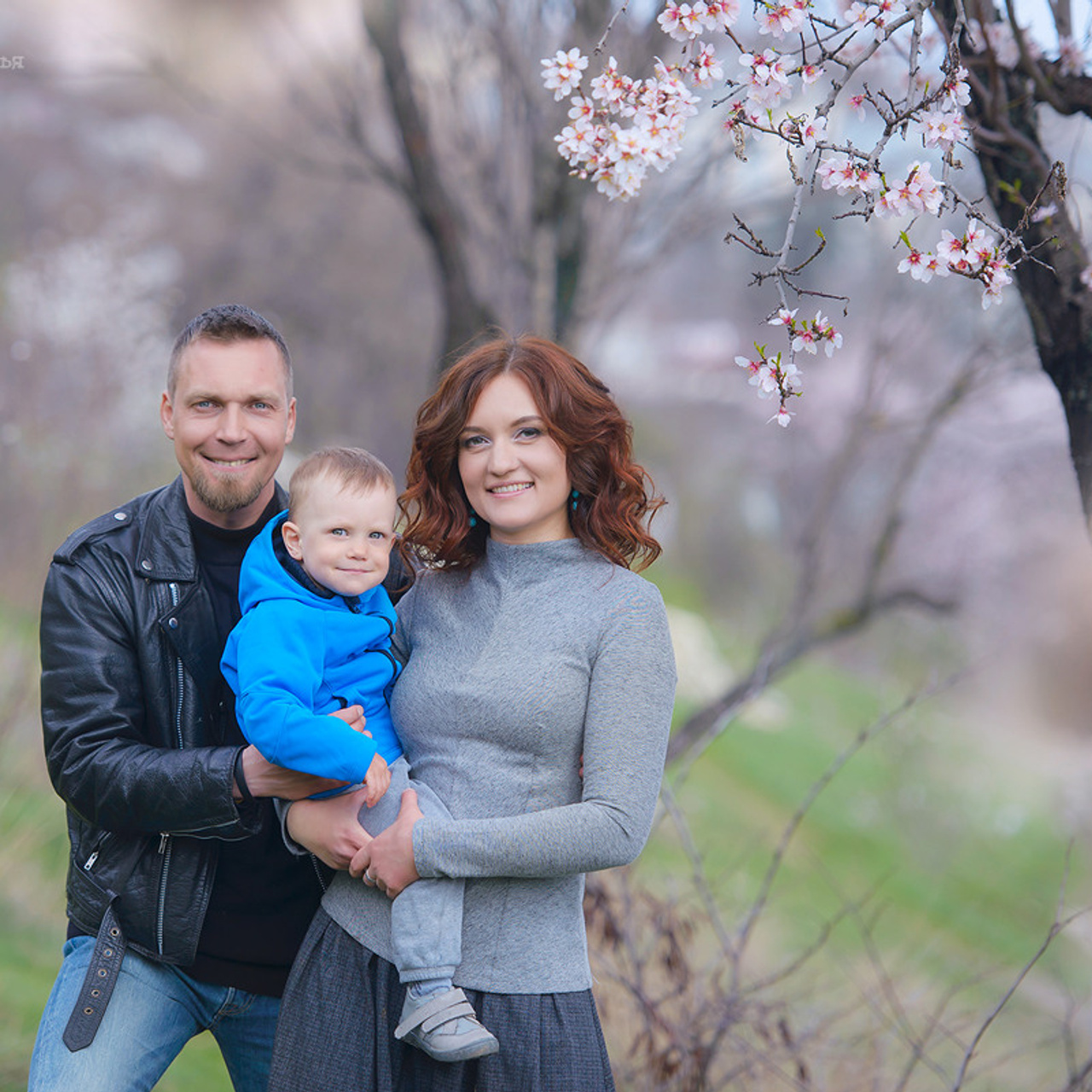 Фотосессия в цветущих садах, Севастополь.