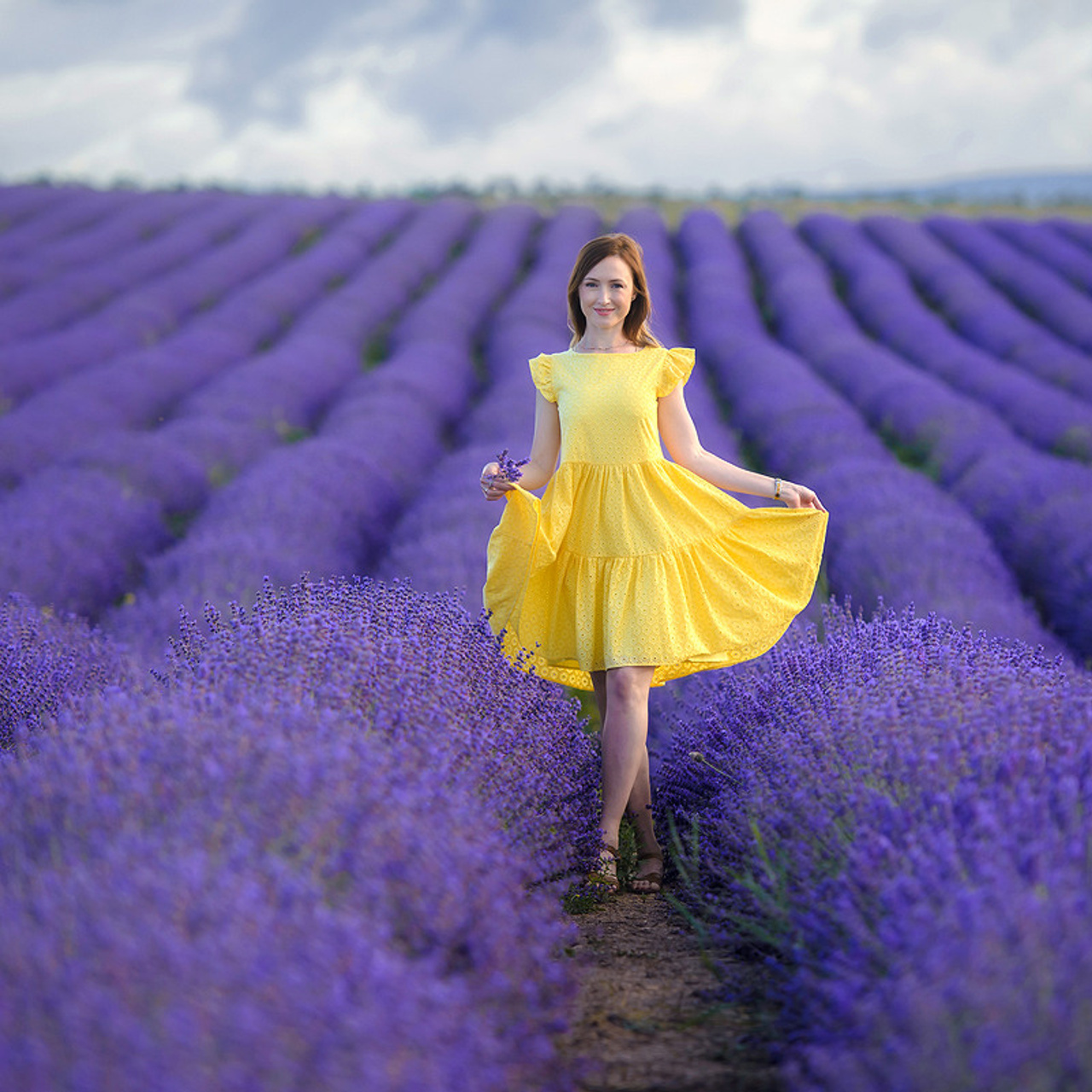 Фотограф Форос, ЮБК и Севастополь. Фотосессия в лавандовом поле для женщины