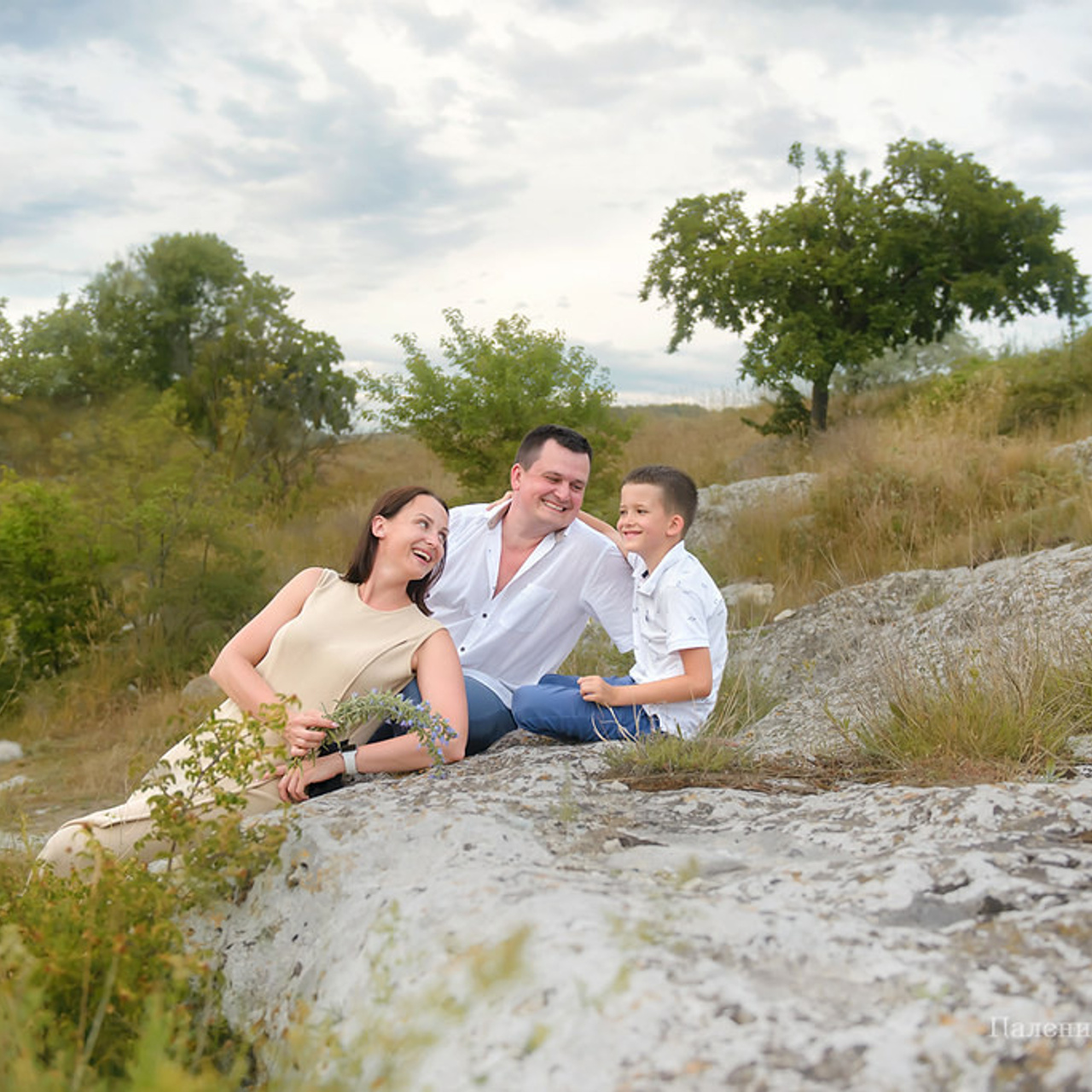 Семейный фотограф в Севастополе и Инкермане. Фотосессия на природе
