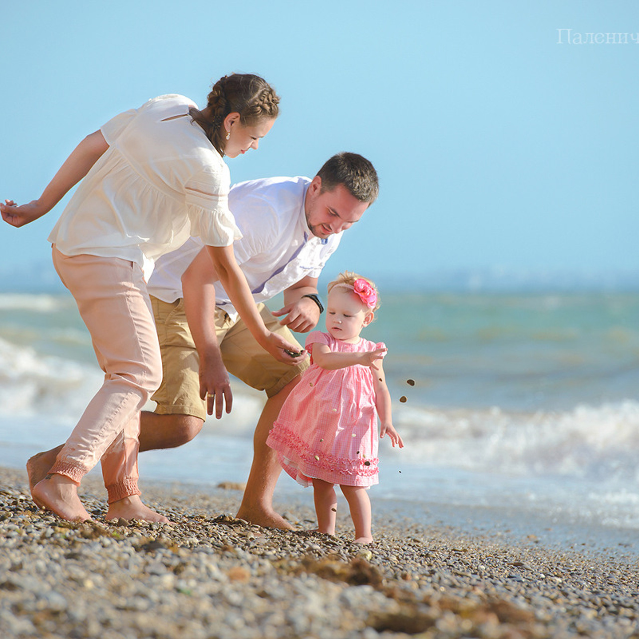 Семейный фотограф в Севастополе. Фотосессия на море