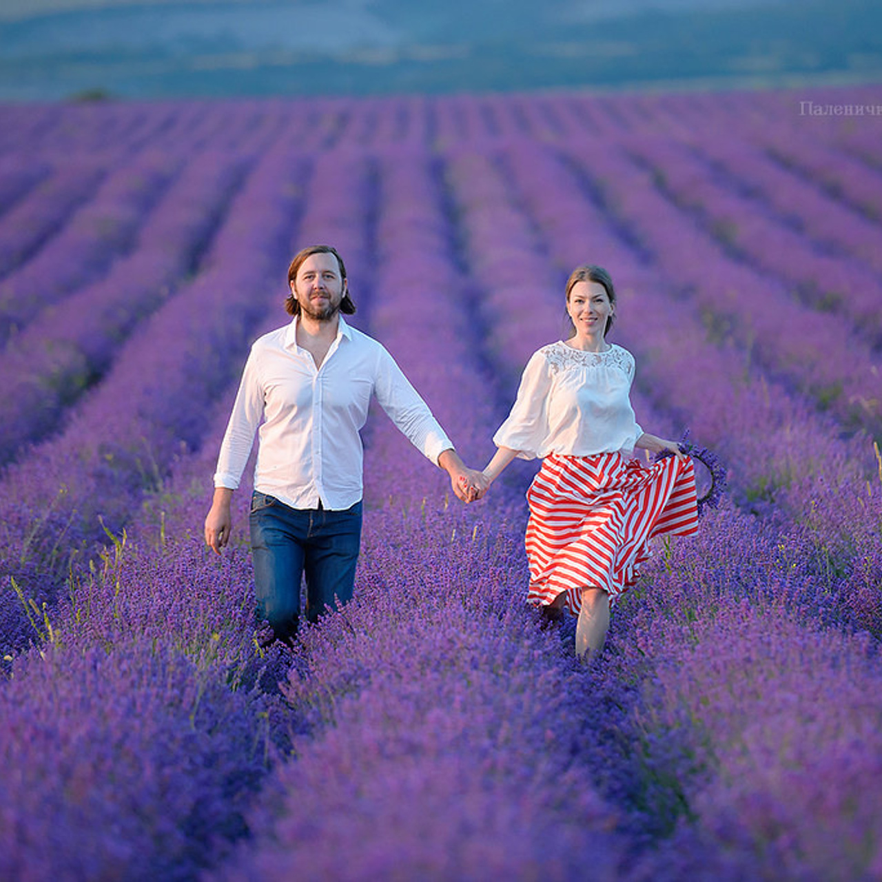 Фотосессия для двоих в лавандовом поле в Крыму