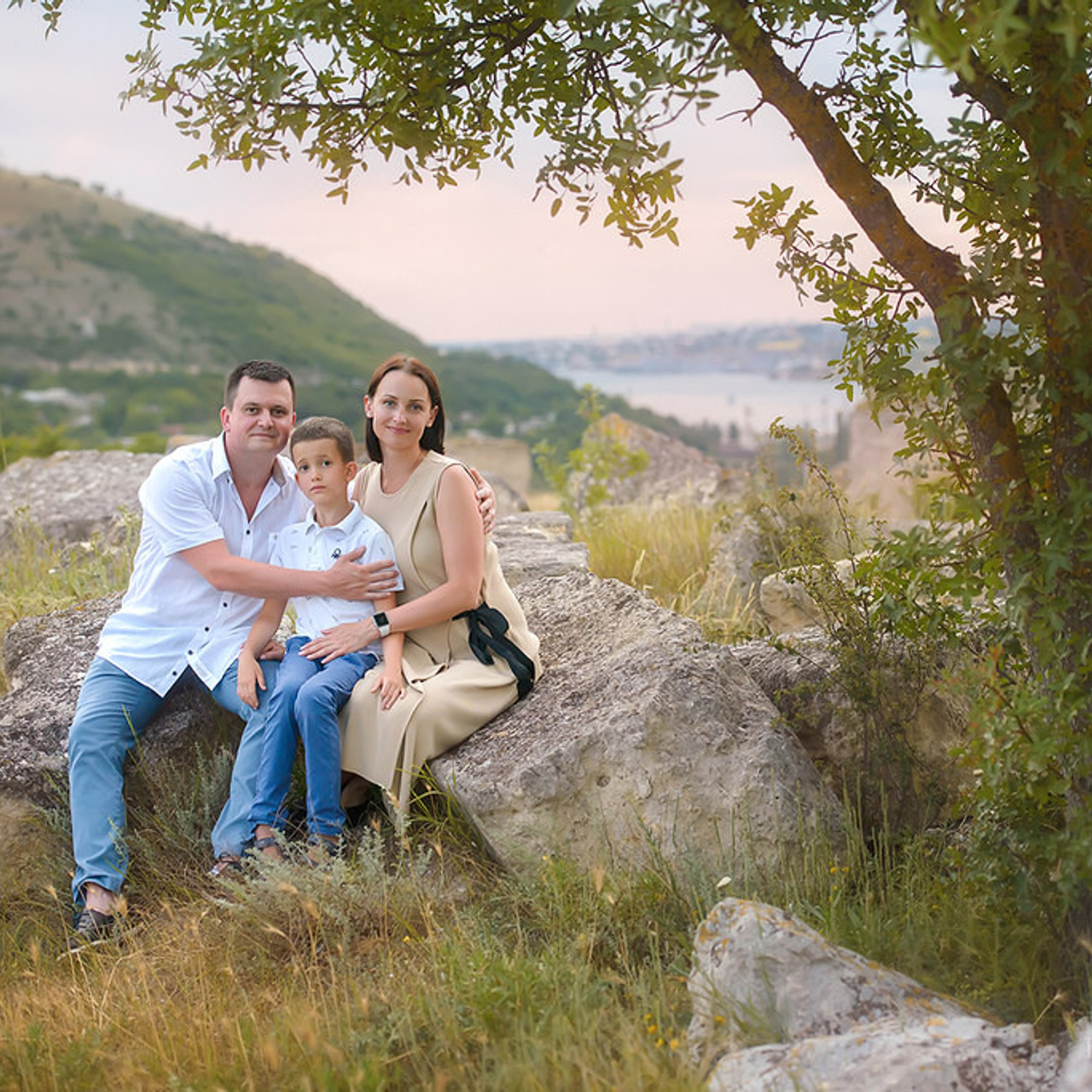 Семейный фотограф в Севастополе. Фотосессия в Инкермане