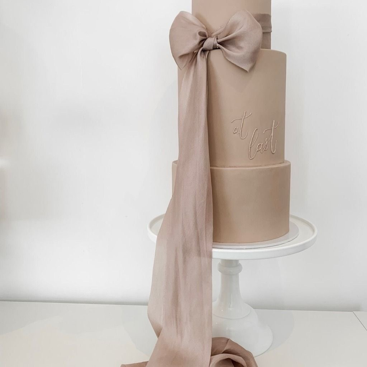 Тренды 2024. Свадебный фотограф Тольятти Самара Холмов Артем