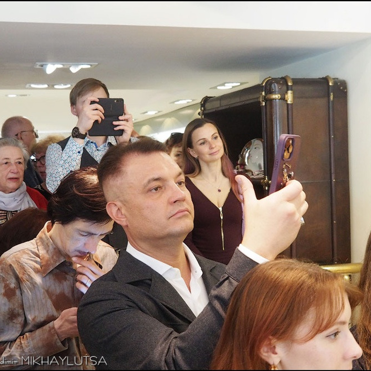 Юбилейная выставка галереи «Краски жизни»