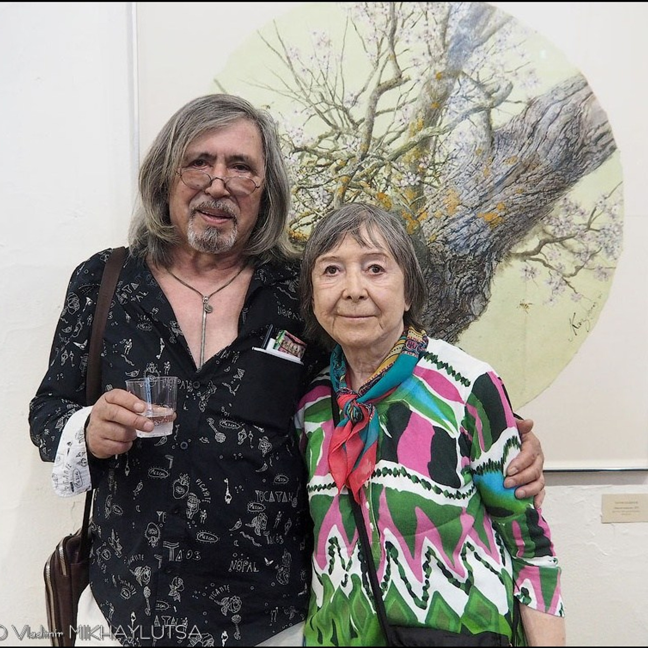 Латиф Казбеков «БУМАЖНЫЕ МИРЫ»