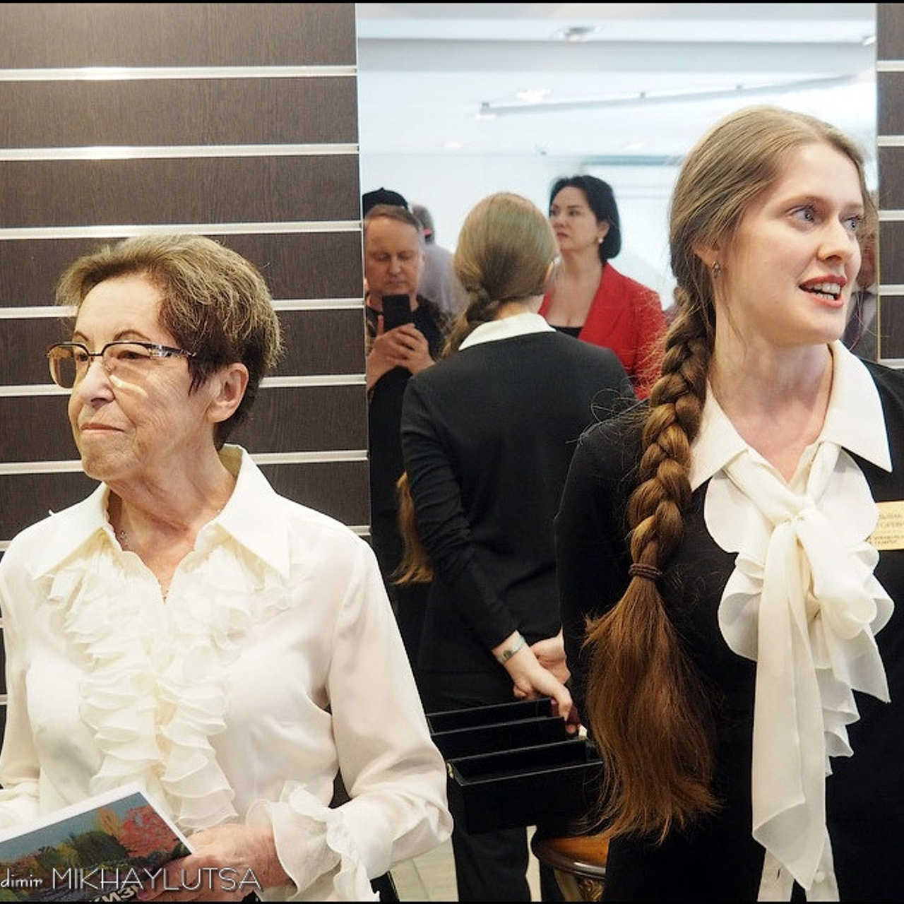 Юбилейная выставка галереи «Краски жизни»