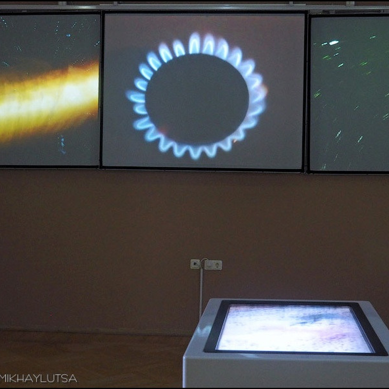 Посвящение космонавтике - Люминография - luminografia.ru