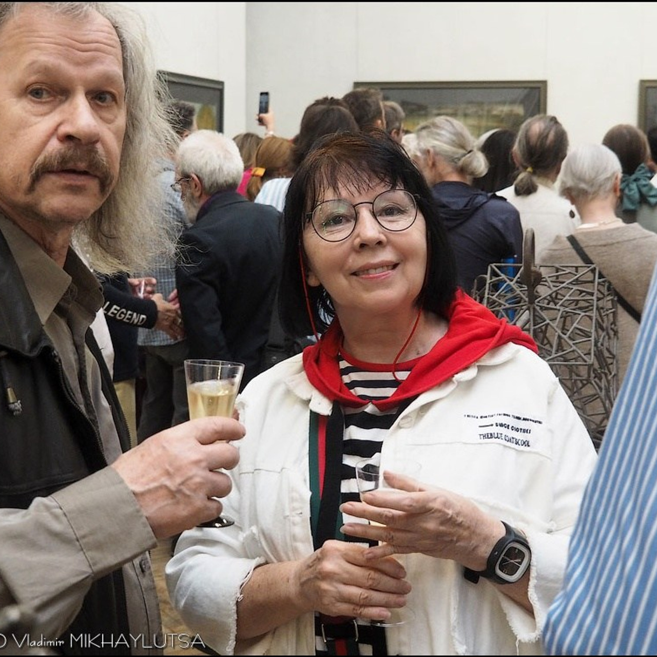 Латиф Казбеков «БУМАЖНЫЕ МИРЫ»