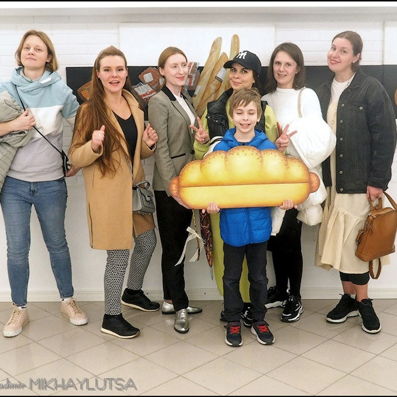 Сосиске в тесте 150 лет! - Люминография - luminografia.ru