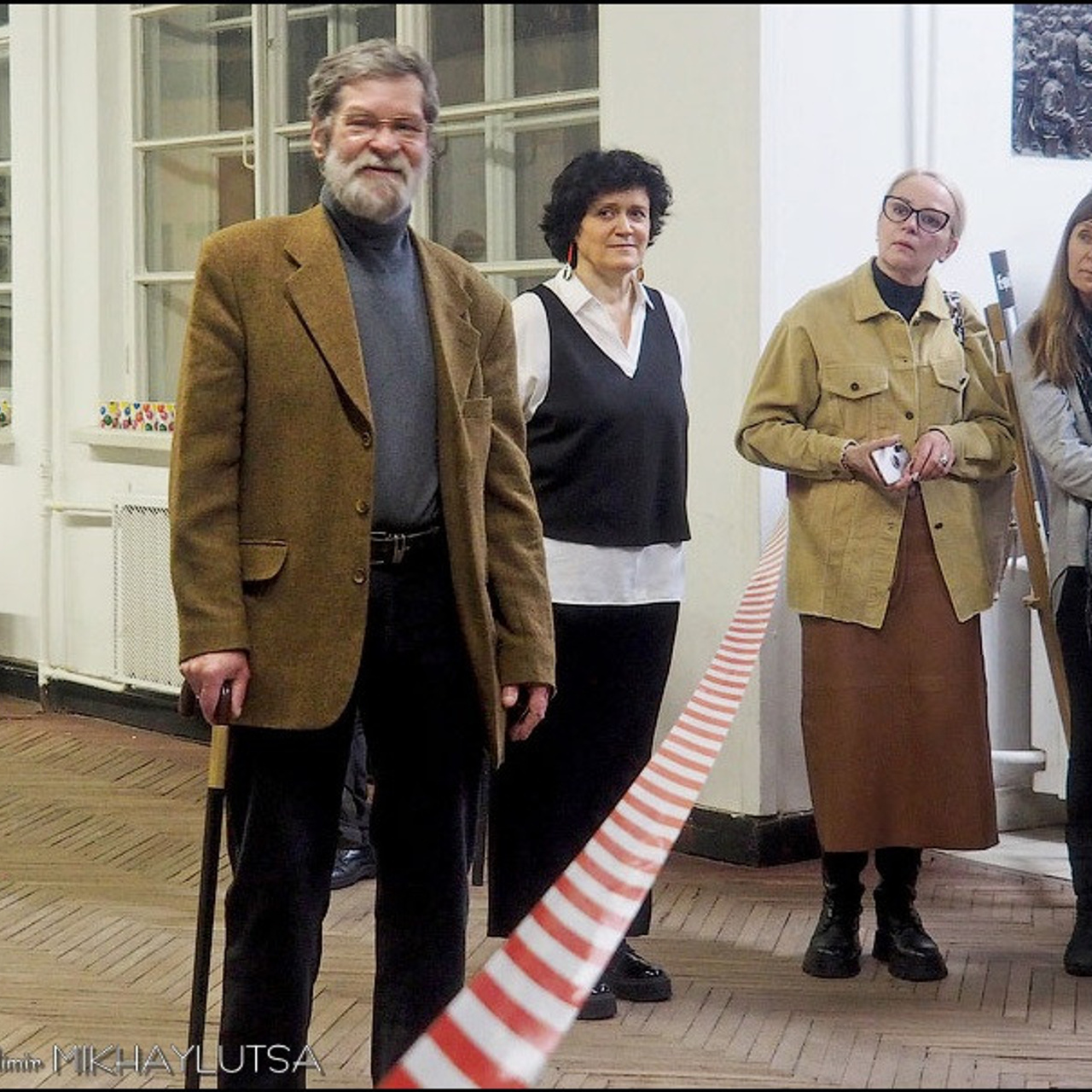 НЕ чёрный, НО квадрат - Люминография - luminografia.ru