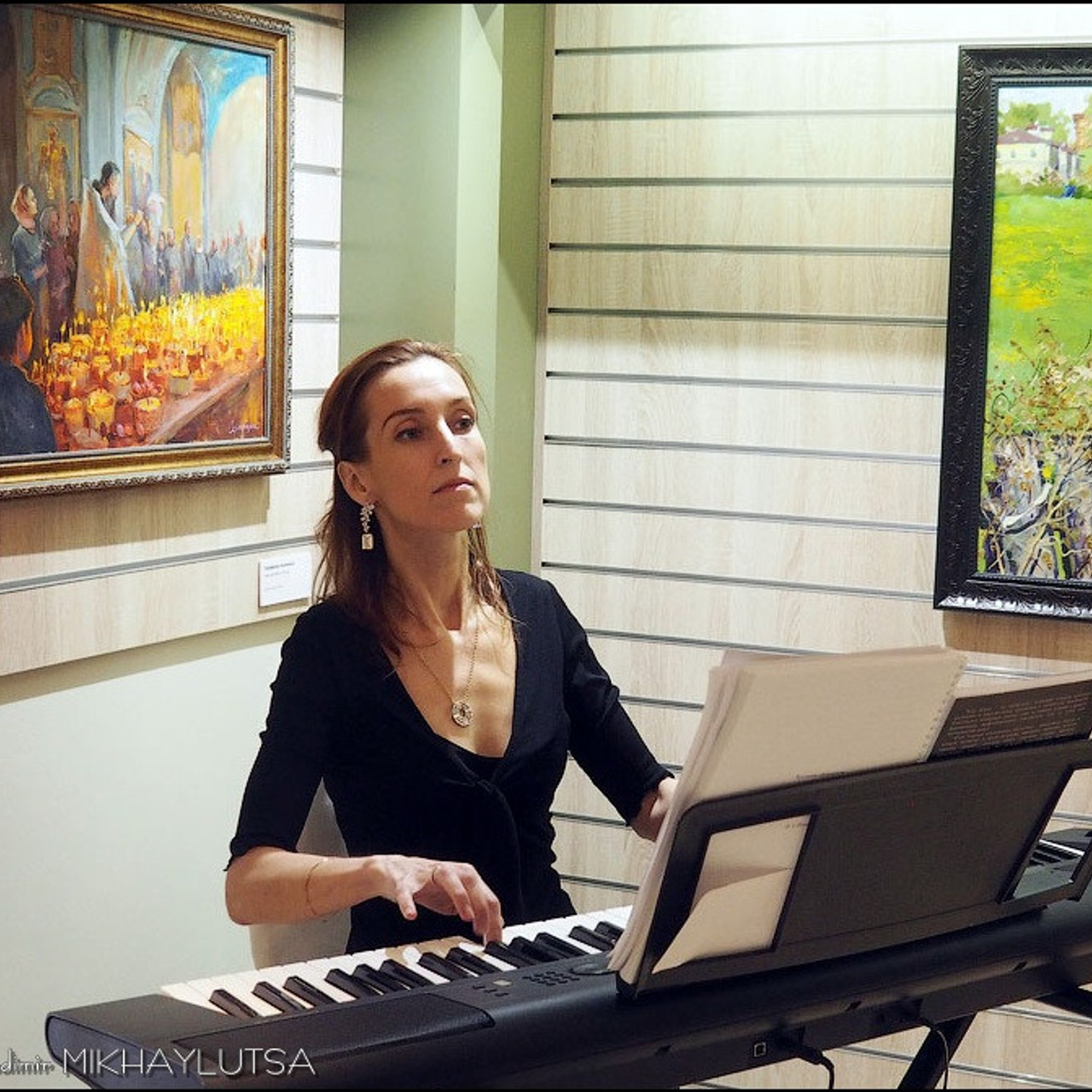 Юбилейная выставка галереи «Краски жизни»